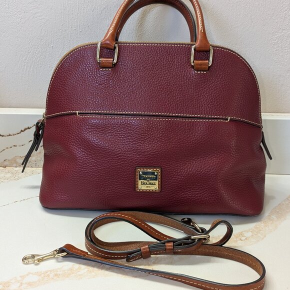 Dooney & Bourke burgundy dome crossbody bag. EUC! - Picture 3 of 5